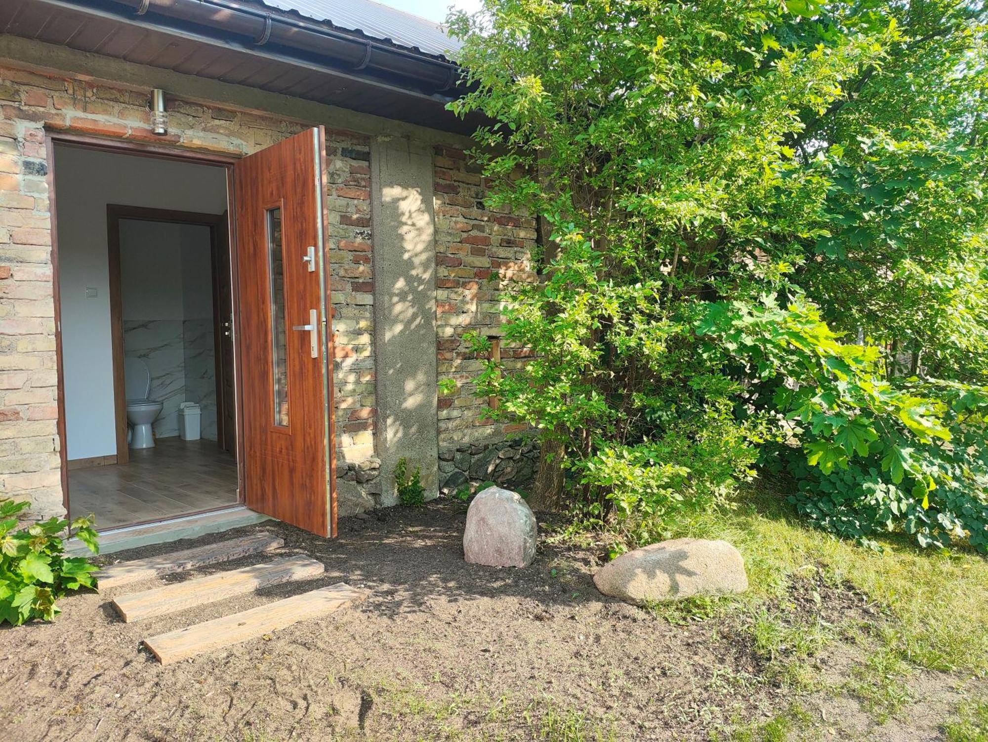 Dolistowka Apartamenty, Pole Namiotowe, Balia Z Jacuzzi, Ogrod Warzywny Dla Gosci, Plac Zabaw Dla Dzieci Alloggio in famiglia